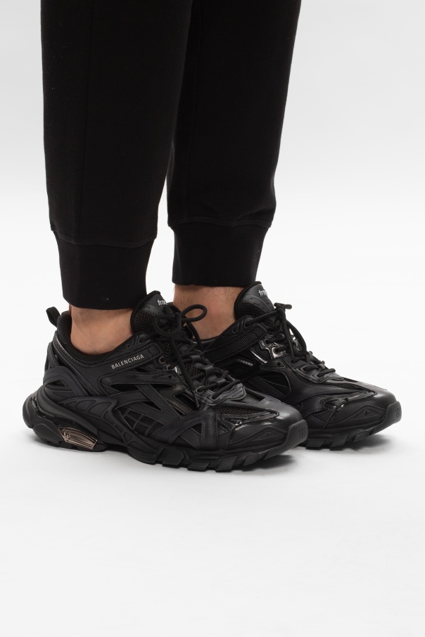 Black 'Track.2' sneakers Balenciaga - trail running e para viajar